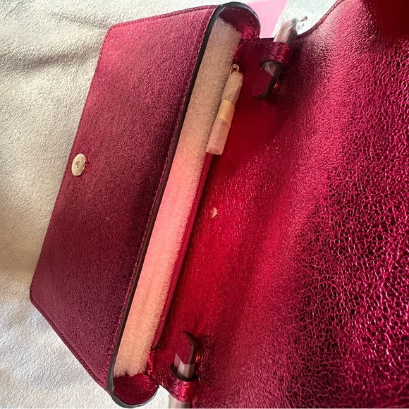 Kate Spade - Spencer Metallic Chain Wallet - Picture 5 of 8